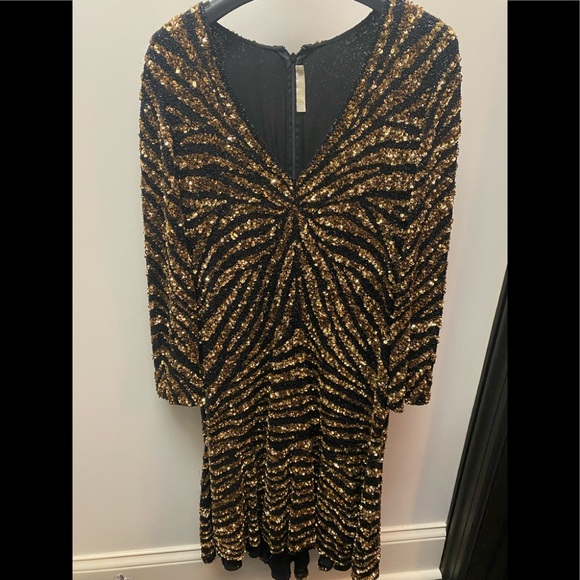 Naeem Khan Dresses & Skirts - Brand new with tags Naeem Kham Gold/Black Tiger Sequin Dress Sz 12